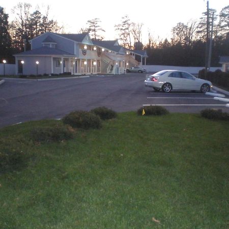 Village Inn & Suites - Smithville Exterior foto