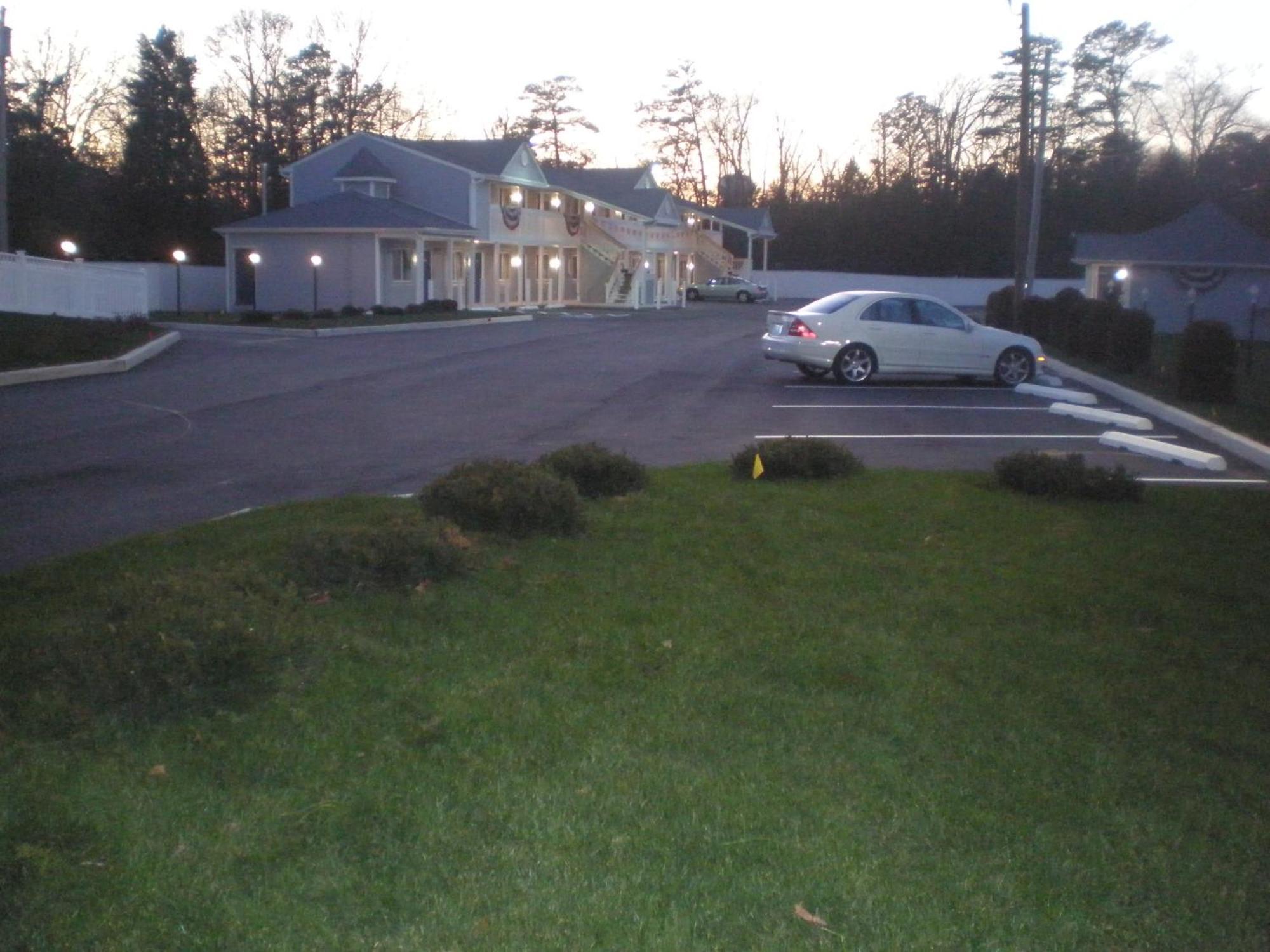 Village Inn & Suites - Smithville Exterior foto